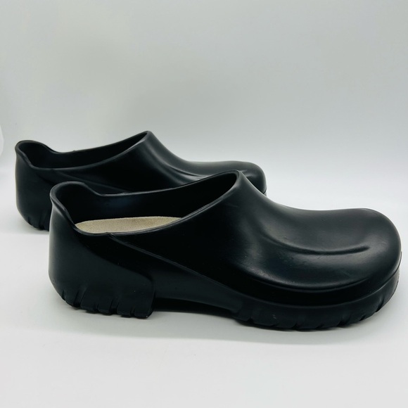 Birkenstock Unisex Black Steel Toe Clogs M8 or W10 main image 2